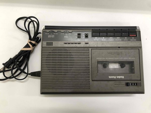 Radio Shack CTR-69 Cassette Player & Recorder
